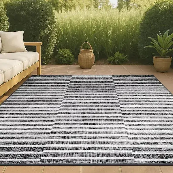Jonathan Y Stripe Reversible 8X10 Black Rug — view 4